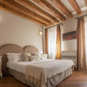 Apartment Corte Contarina San Marco R&r, Venice