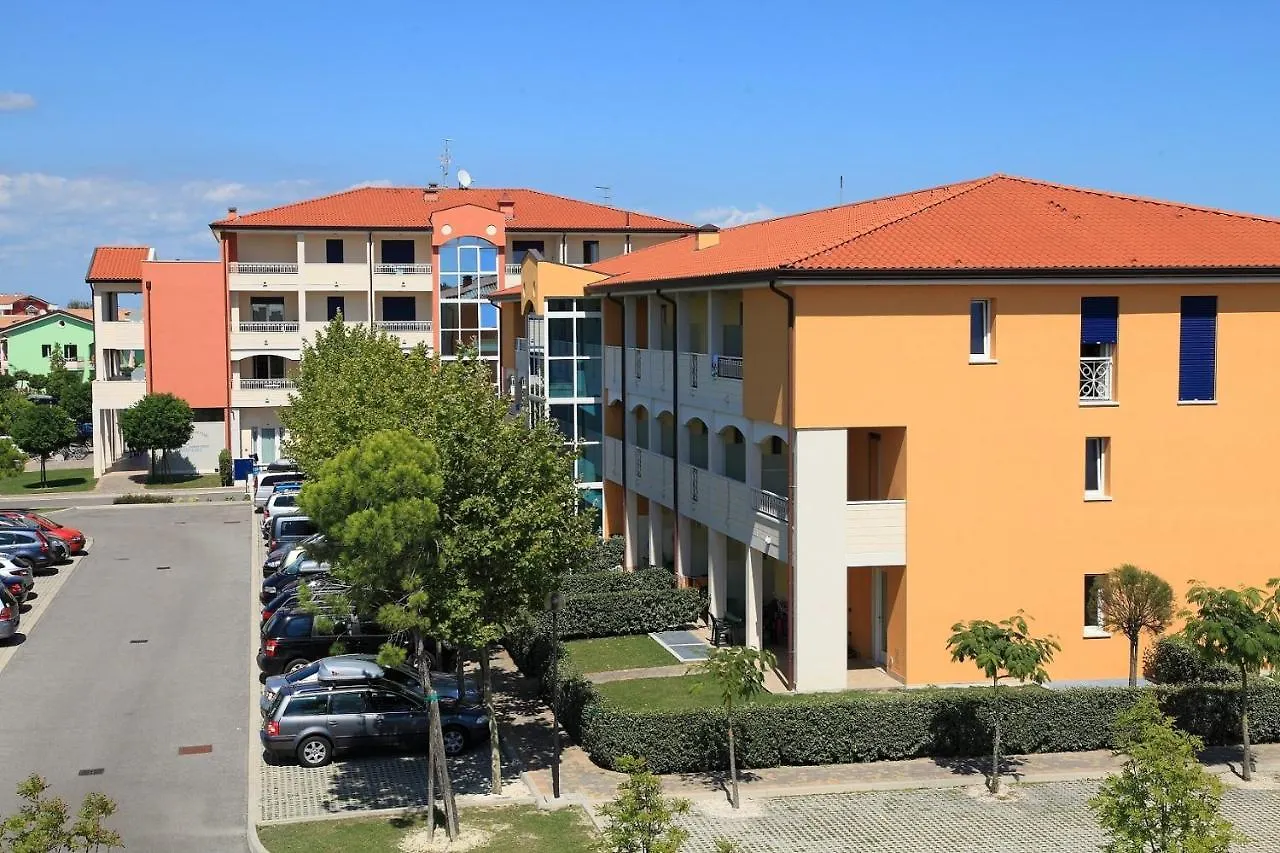 Pini Village Caorle 0*,  Italia